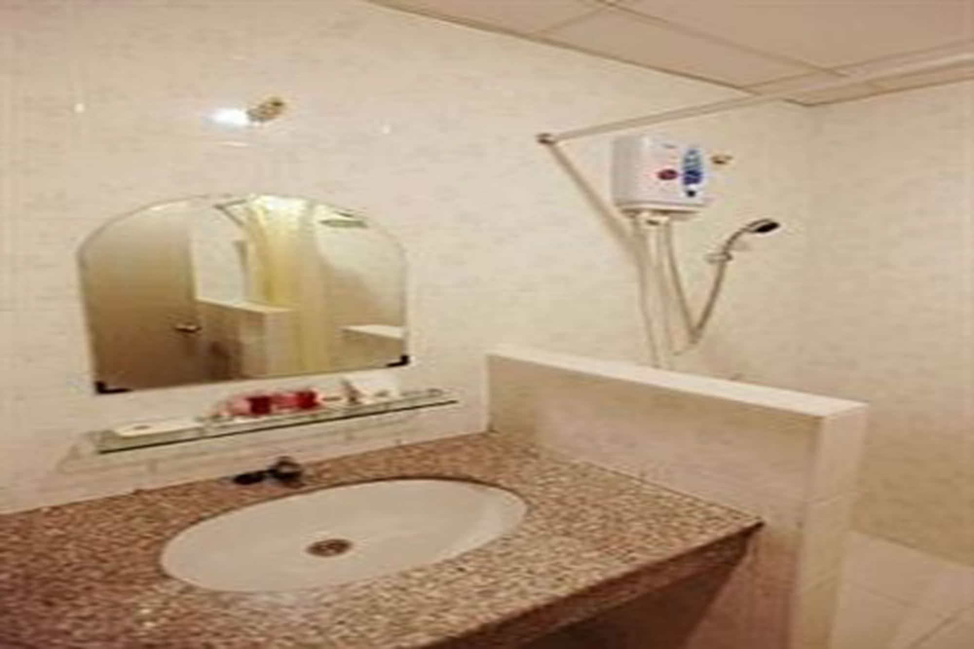 Rafael Hotel And Mansion Bangkok - Sha Extra Plus Certified Экстерьер фото