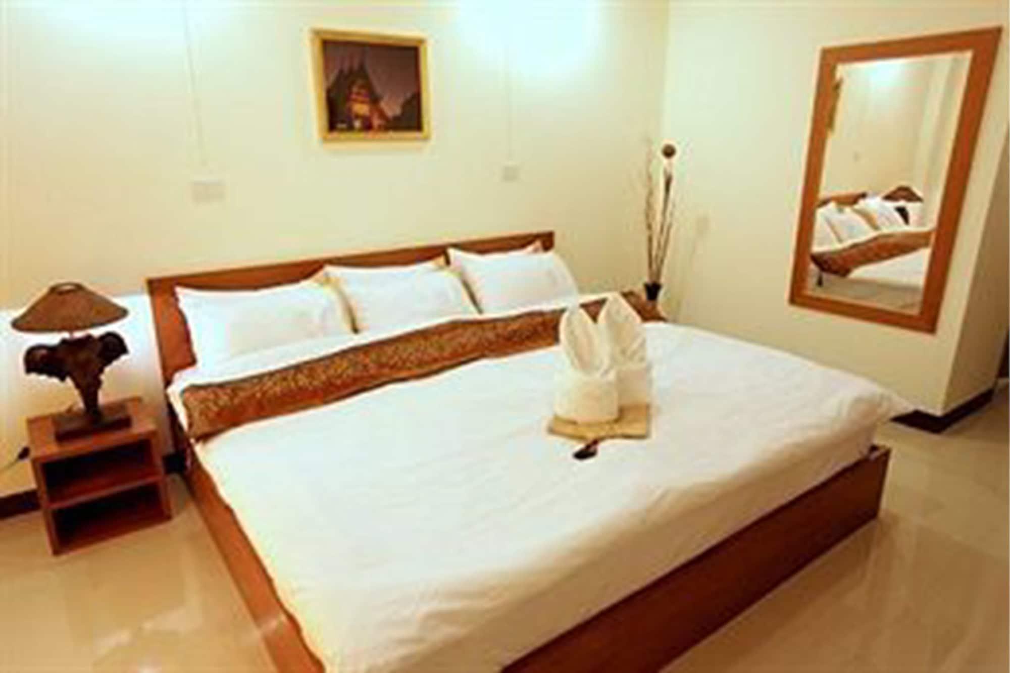 Rafael Hotel And Mansion Bangkok - Sha Extra Plus Certified Экстерьер фото